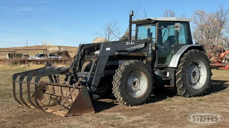 1992 White 6105 MFWD Tractor