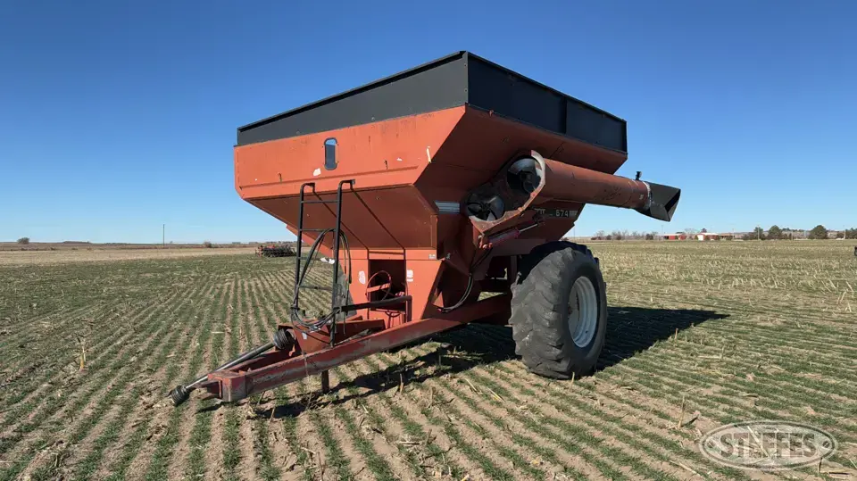 Brent 674 Grain Cart