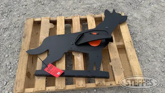 Pabreak coyote target