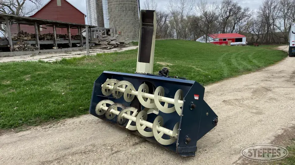Buhler 9620 3 Pt. Snowblower