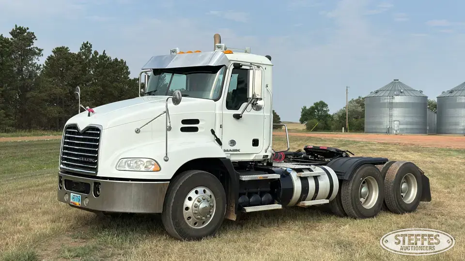 2017 Mack Pinnacle CXU613 Conventional Truck without Sleeper