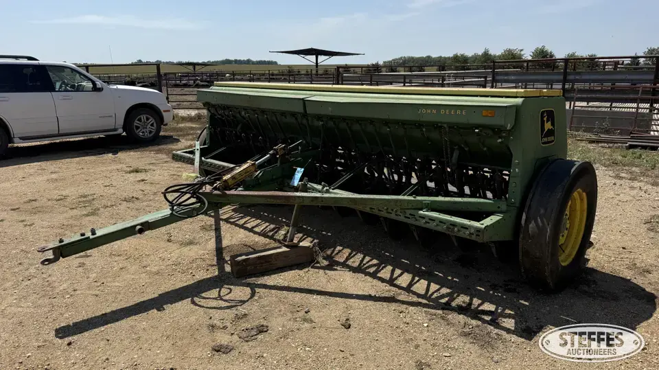 John Deere 8300 Press Drill