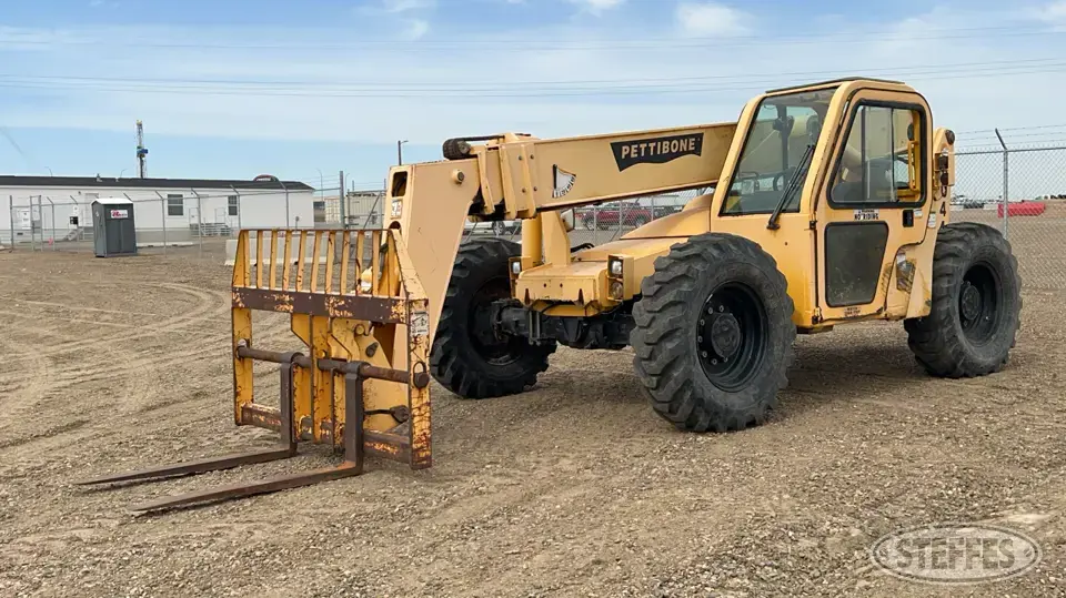 2005 Pettibone 8044 Telescopic Forklift