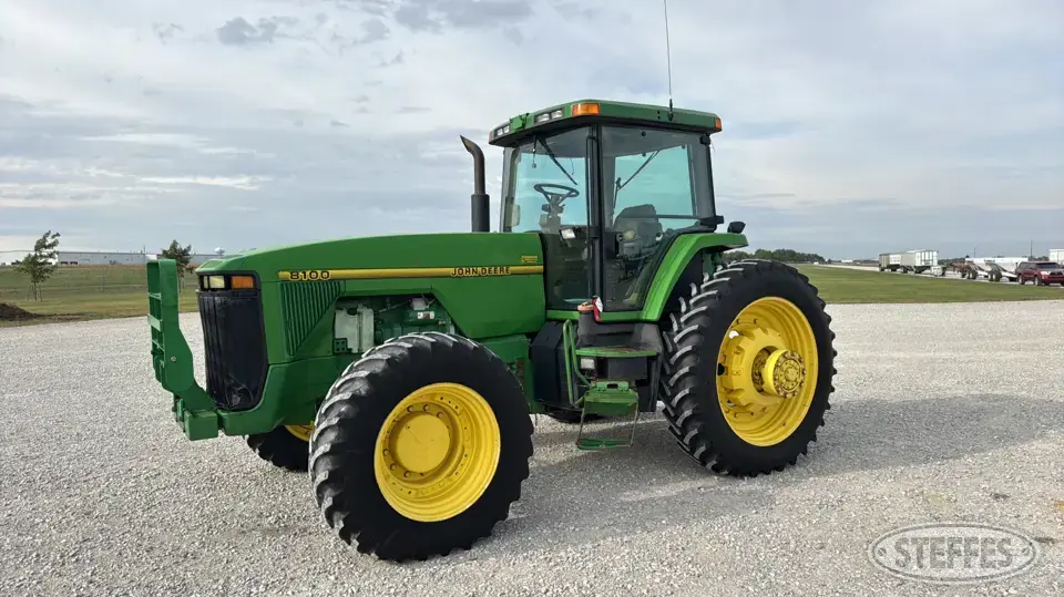 1995 John Deere 8100 MFWD Tractor