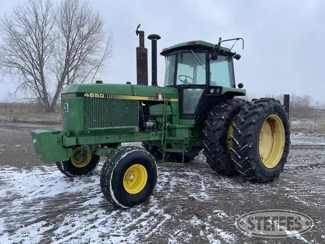 1983 John Deere 4650