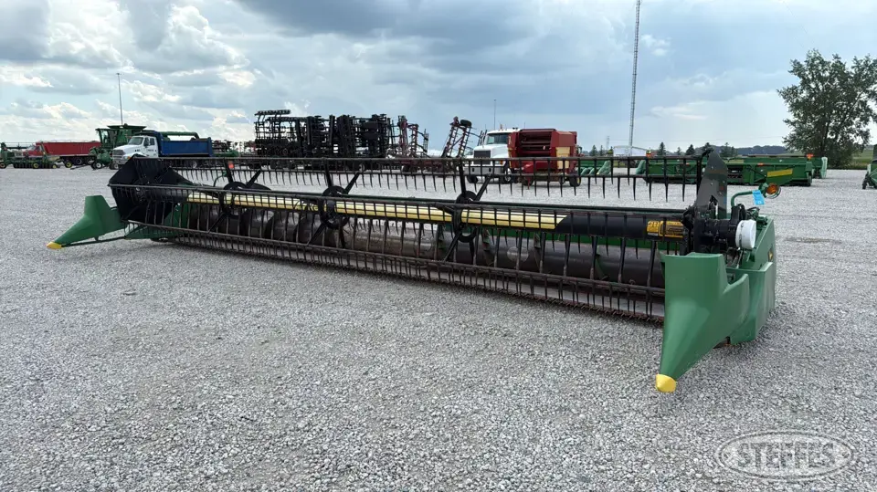 2001 John Deere 930F Flex Head