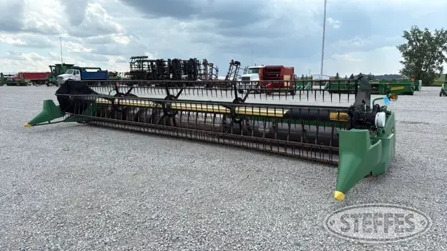 2001 John Deere 930F