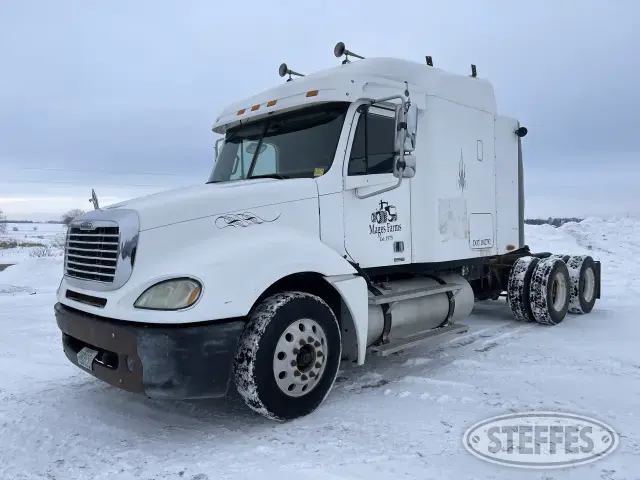 2003 Freightliner Columbia