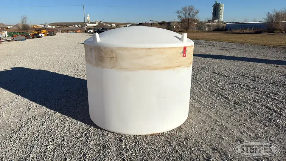 F/S Mfg. FSVT1300-82-N Poly Tank