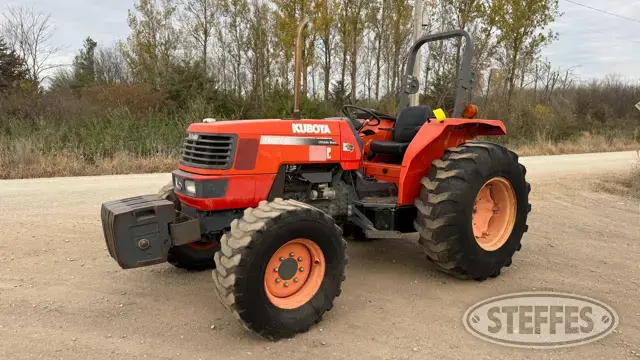 Kubota M6800