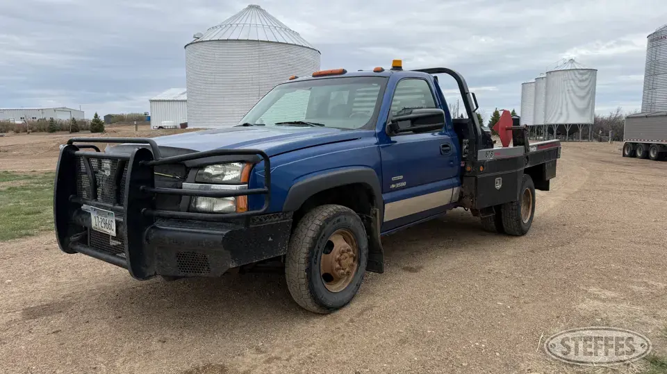 2003 Chevrolet Silverado 3500 1 Ton Pickup