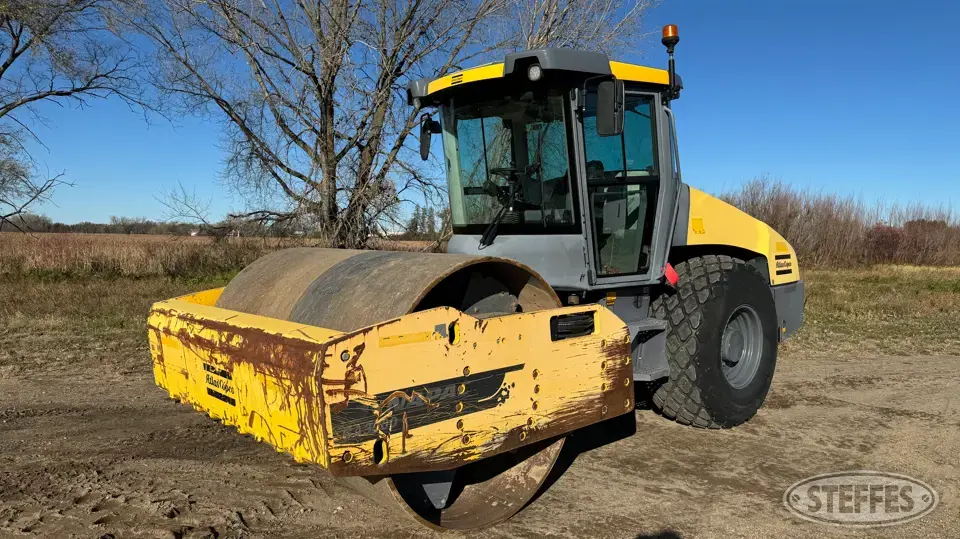 2014 Dynapac CA3500D Self-Propelled Smooth Drum Compactor