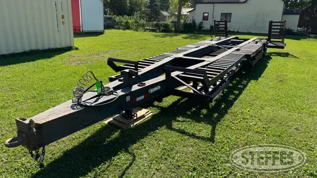 1991 Shop-built tandem axle combine trailer