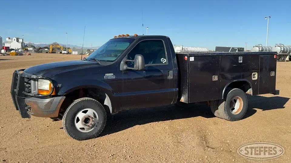 1999 Ford F-350 XLT Service Utility Truck