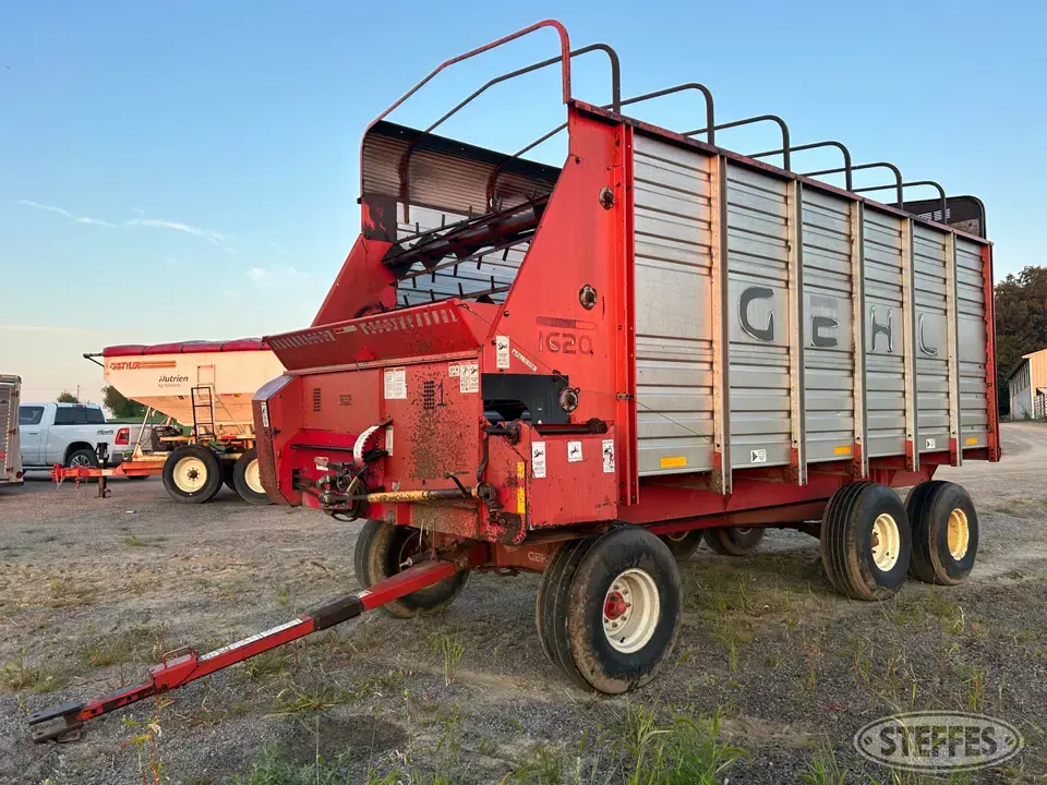 Gehl FX1620 Forage Wagon
