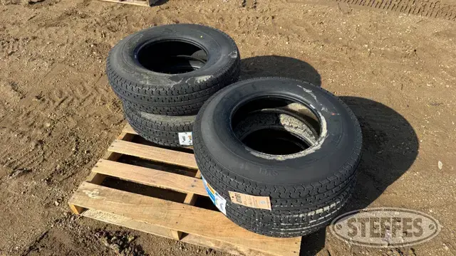(4) Durun ST235/80R16 trailer tires