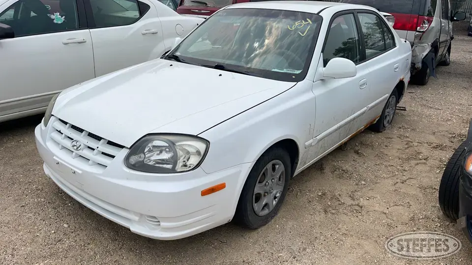2003 Hyundai Accent GL Car