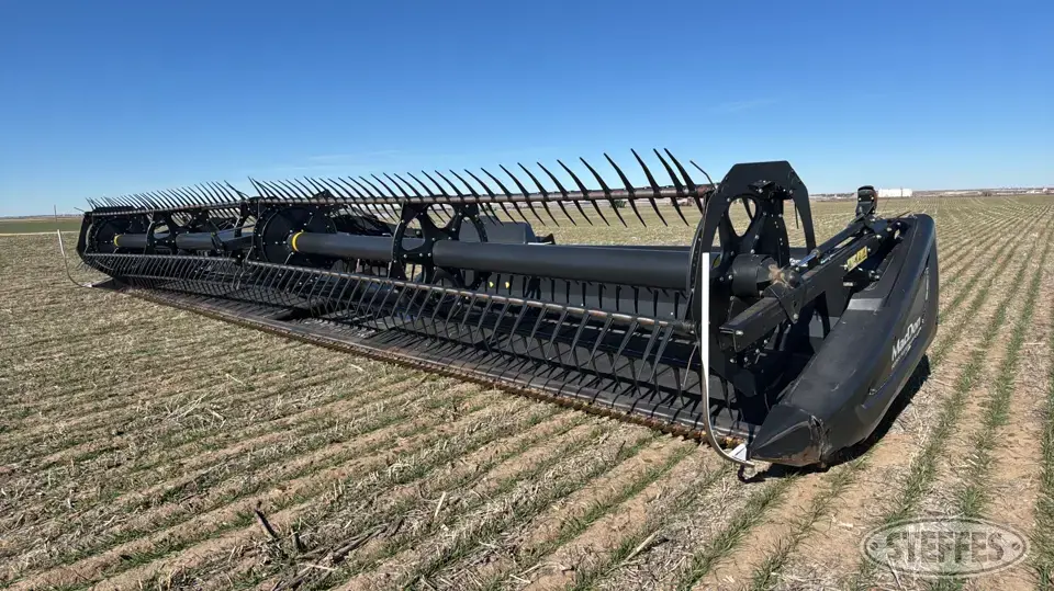 2016 MacDon FD-75S Draper Head
