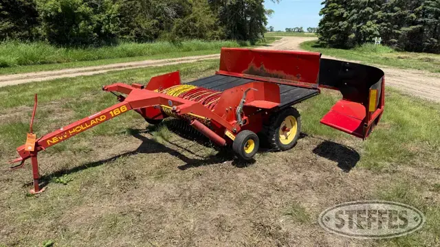New Holland 166