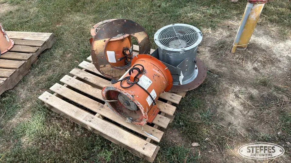 (3) Spread-All 14100 aeration fans
