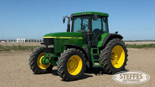 1999 John Deere 7810