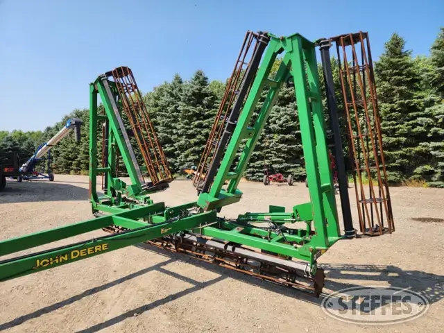 John Deere 200
