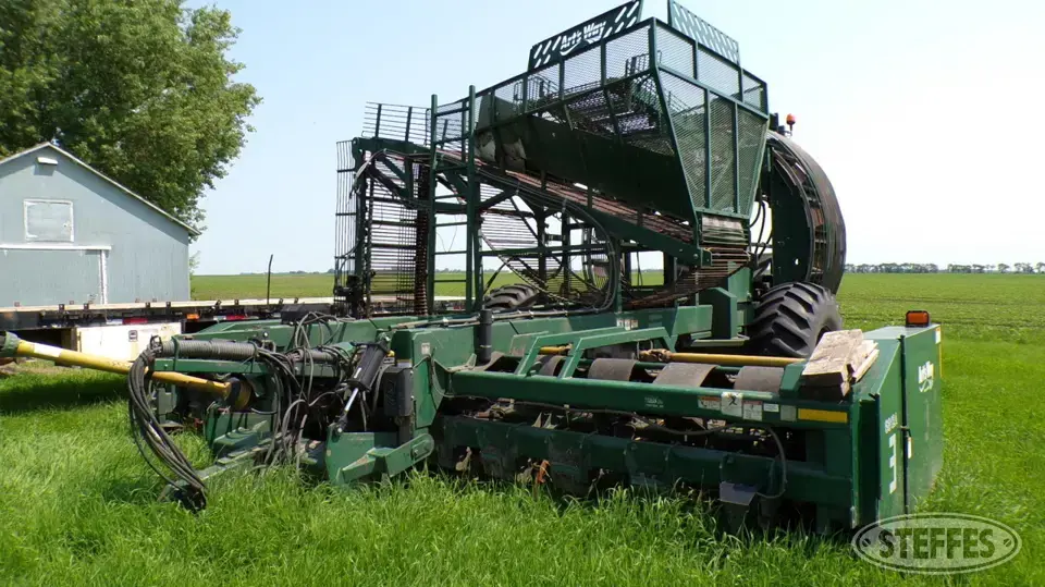 2012 Artsway 6812A Sugarbeet Harvester