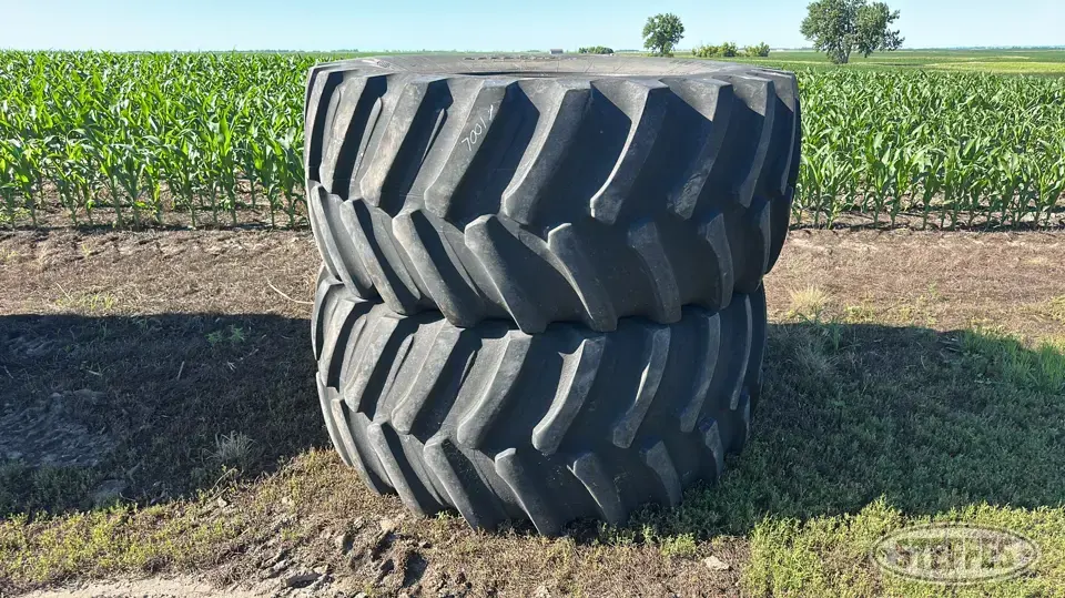 (2) Firestone 800/70R38 tires Tractor-Implement Tire