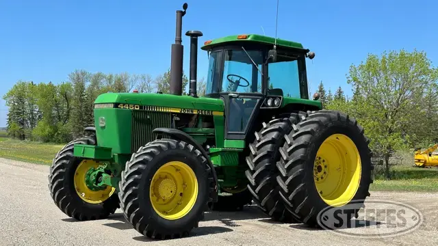 1983 John Deere 4450