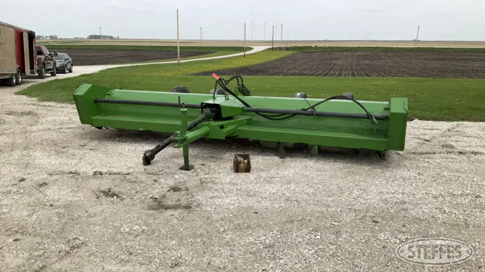 John Deere 27 Stalk Chopper