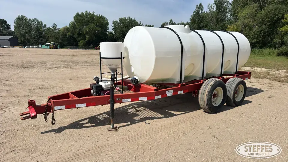 AG Systems AG1000 Water Tender