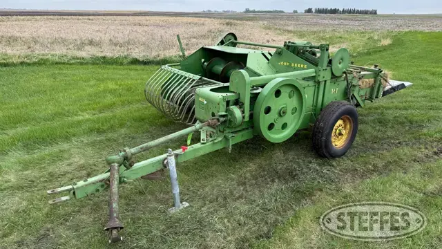 John Deere 14T