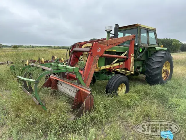 1969 John Deere 4520