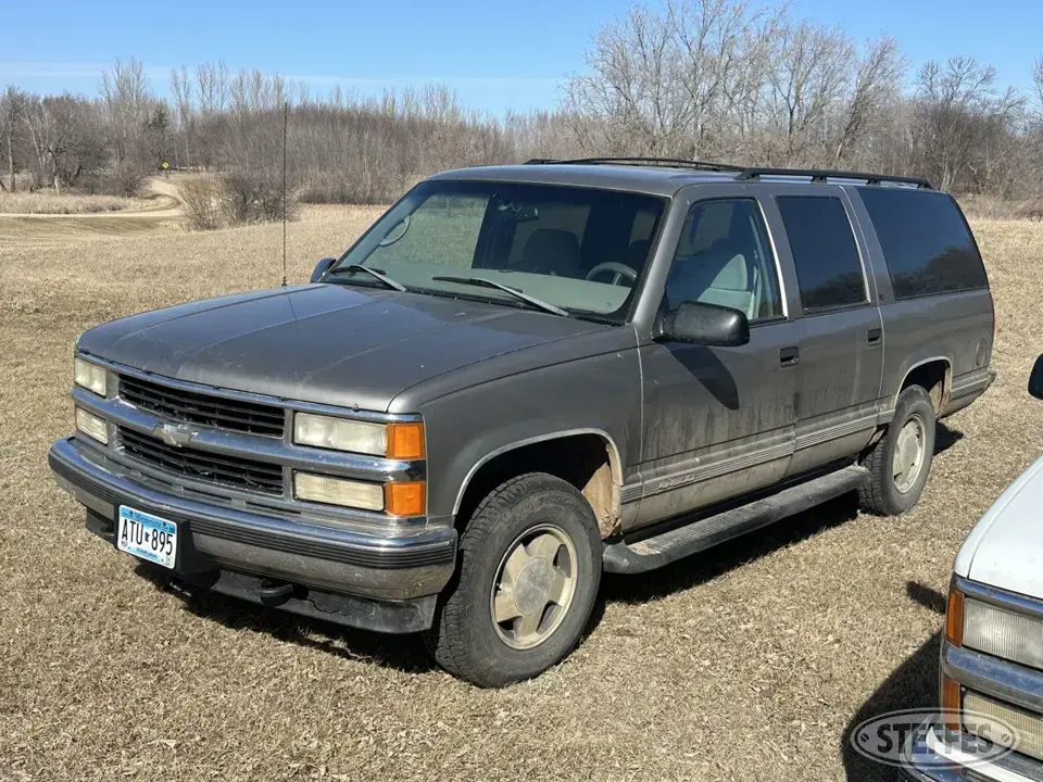 1999 Chevrolet Suburban SUV