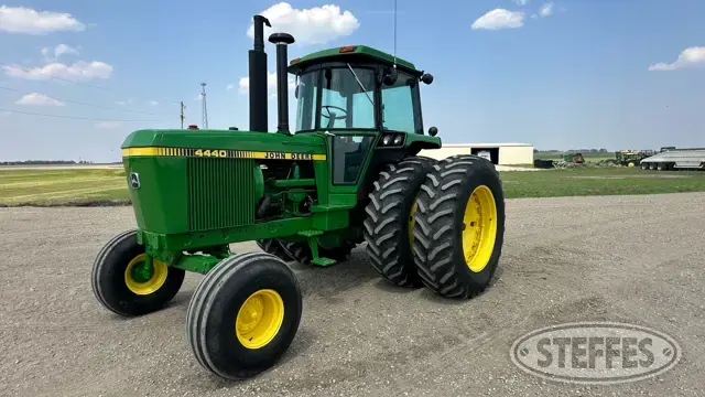 1978 John Deere 4440