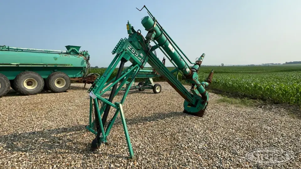 Houle Manure Storage and Transportation Equipment