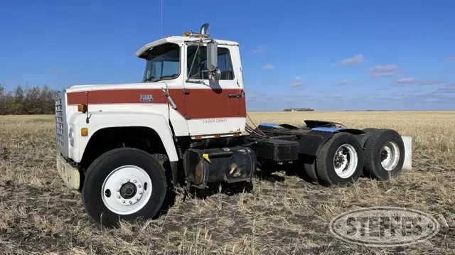 1985 Ford 9000