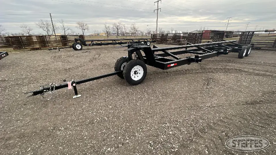 2023 FW Mfg 32F Header Trailer