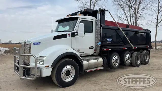 2017 Kenworth T880