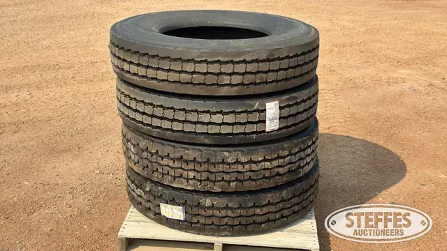 (4) 11R24.5 tires