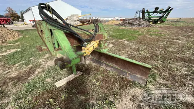 John Deere 155