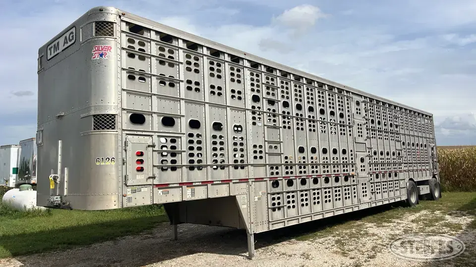 2014 Wilson PSDCL-402P Semi Livestock Trailer