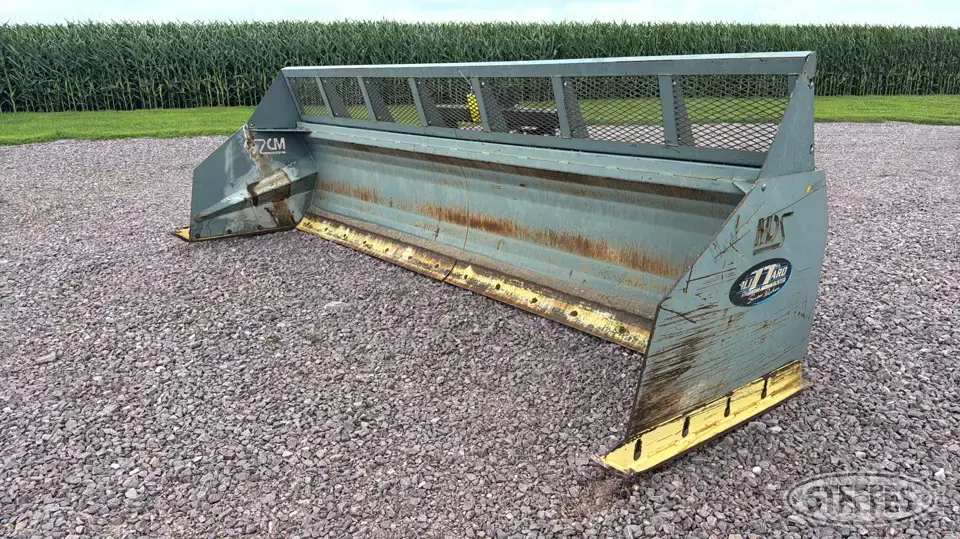 MDS SP-TLT-14 Tractor Loaders and Attachment