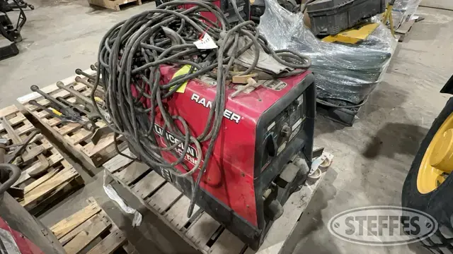 Lincoln Electric Ranger 225