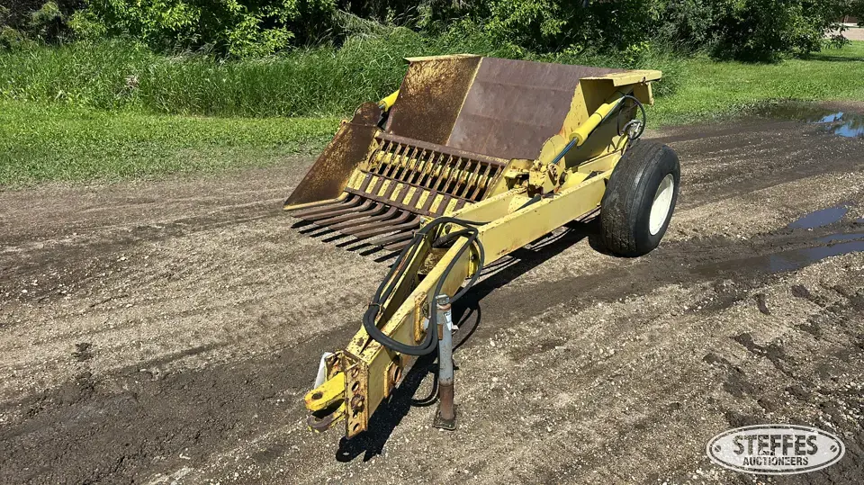 Degelman R570 Rock Picker