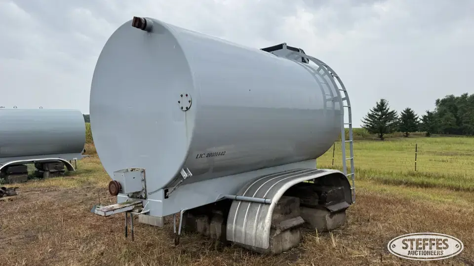 Midwest Steel truck mount tanker Manure Storage and Transportation Equipment