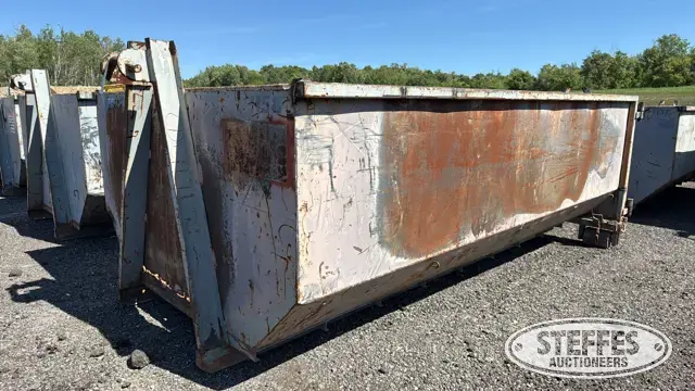 10 yd. roll-off dumpster