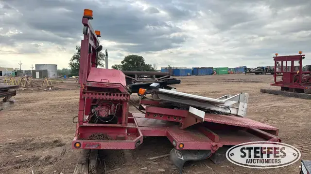Diamond winch truck body