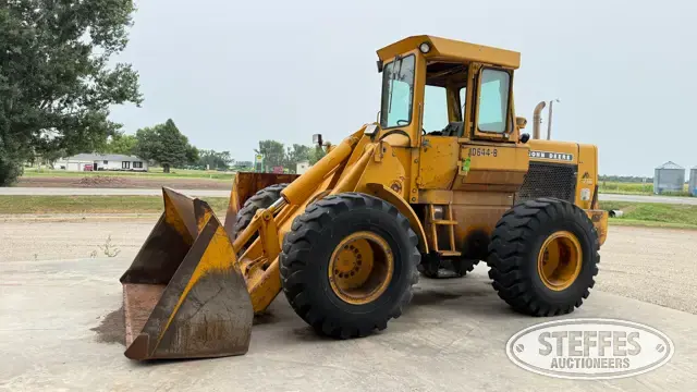1979 John Deere 644-B