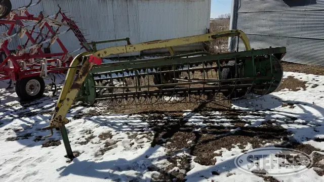 John Deere 896A